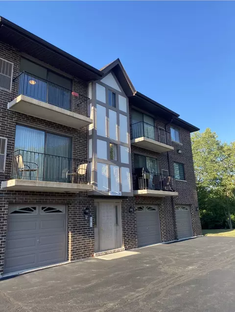1735 S Washington St #1735, Naperville, IL 60565