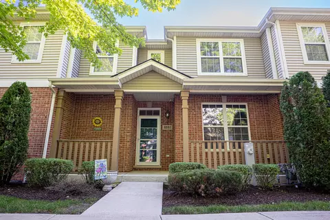 6597 Pine Lake Dr, Tinley Park, IL 60477