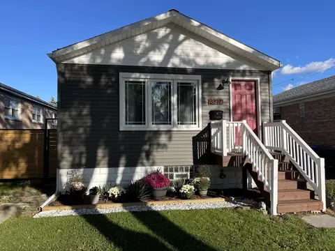 3219 N Osceola Ave, Chicago, IL 60634