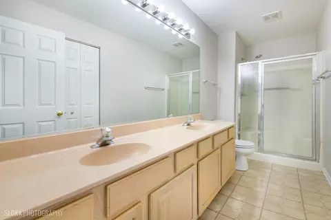 992 Langtry Ct #B, Elgin, IL 60120 photo 12