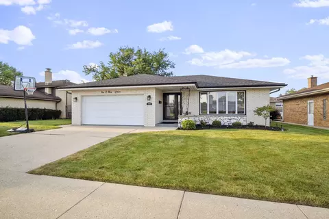 10915 Lancaster St, Westchester, IL 60154