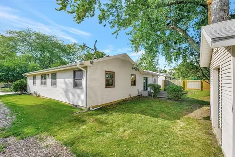 1006 Frank Dr, Champaign, IL 61821 photo 25