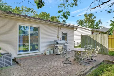 1006 Frank Dr, Champaign, IL 61821 photo 23