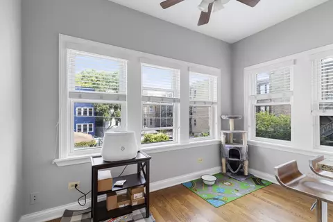 1310 W Cornelia Ave, Chicago, IL 60657 photo 28