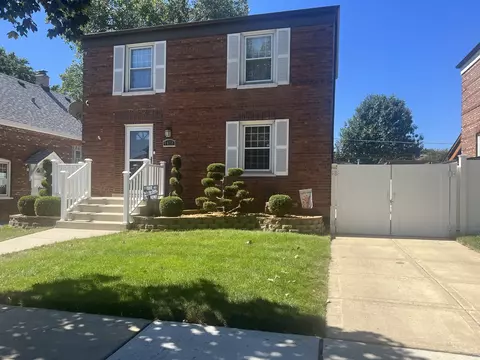 6420 S Lavergne Ave, Chicago, IL 60638