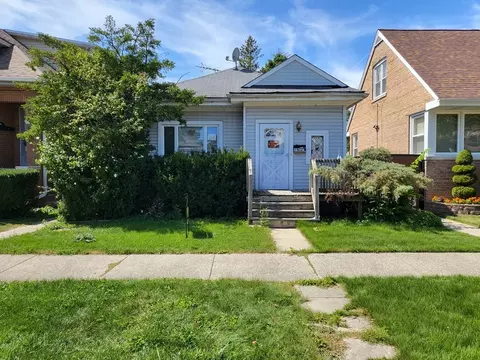 2922 N 74th Ave, Elmwood Park, IL 60707