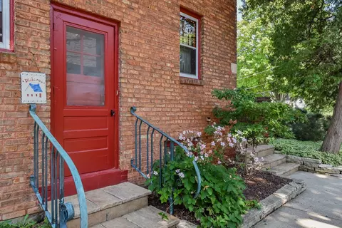 3 Circle Ave, Wheaton, IL 60187 photo 3