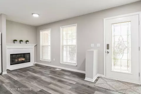 13733 S Jane Cir, Plainfield, IL 60544 photo 2