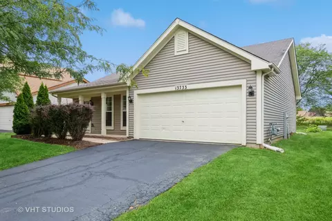13733 S Jane Cir, Plainfield, IL 60544