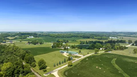 1220 S Gale Rd, Oregon, IL 61061