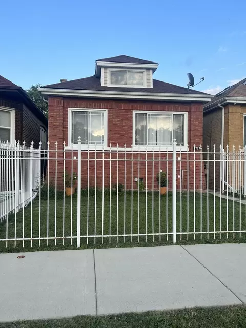 7227 S Maplewood Ave, Chicago, IL 60629