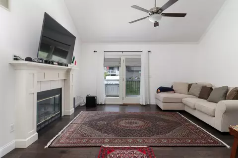 311 S Towanda Ave #8, Normal, IL 61761 photo 7