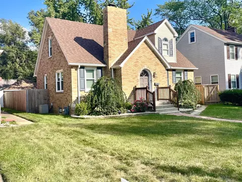 1040 S Elm Ave, Kankakee, IL 60901 photo 2