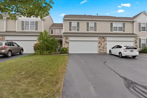 538 Terra Springs Cir, Volo, IL 60020