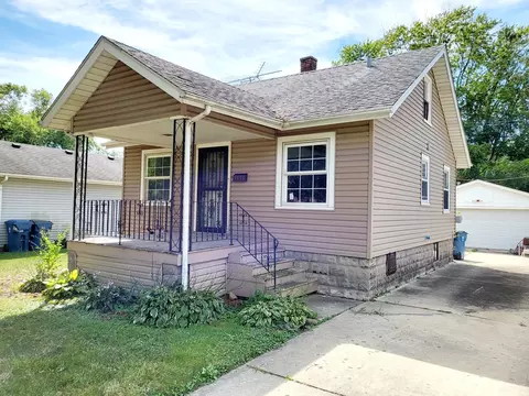3530 Emerald Ave, Steger, IL 60475 photo 2