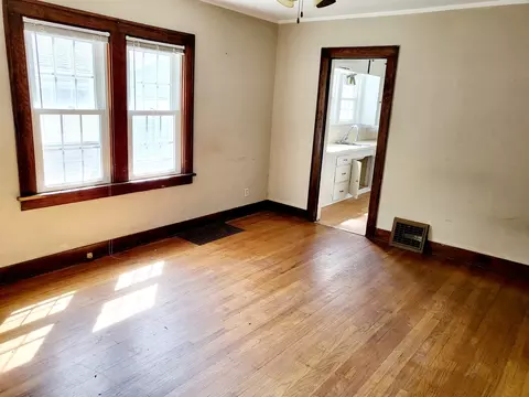 3530 Emerald Ave, Steger, IL 60475 photo 3