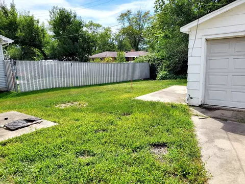 3530 Emerald Ave, Steger, IL 60475 photo 17