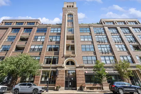 1000 W Washington Blvd #302, Chicago, IL 60607