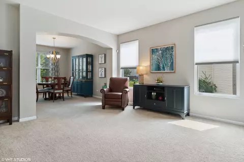 11325 Champion Ct W, Plainfield, IL 60585 photo 3