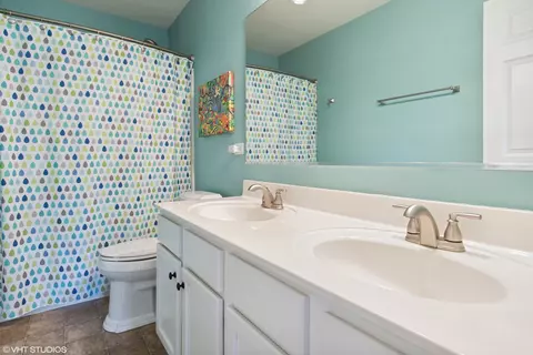 11325 Champion Ct W, Plainfield, IL 60585 photo 17