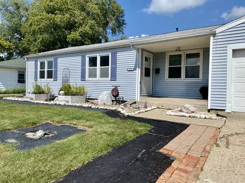 1814 E Lafayette St, Bloomington, IL 61701 photo 3