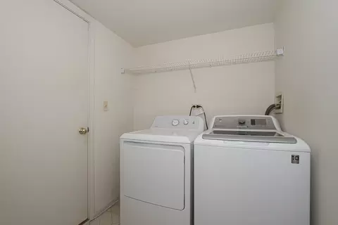 817 Seacrest Ln, Bartlett, IL 60103 photo 17