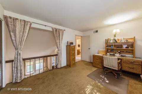 111 Chicory Ct, Rolling Meadows, IL 60008 photo 10