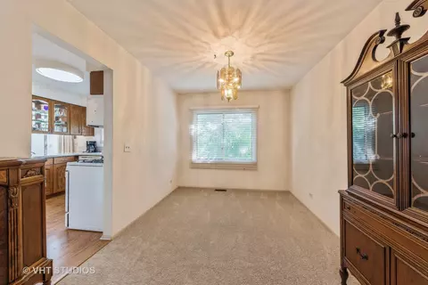 111 Chicory Ct, Rolling Meadows, IL 60008 photo 7