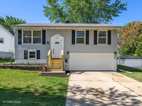 230 Dato Dr, Streamwood, IL 60107