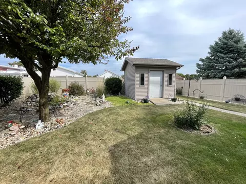 110 Elliot St, Mark, IL 61340 photo 22