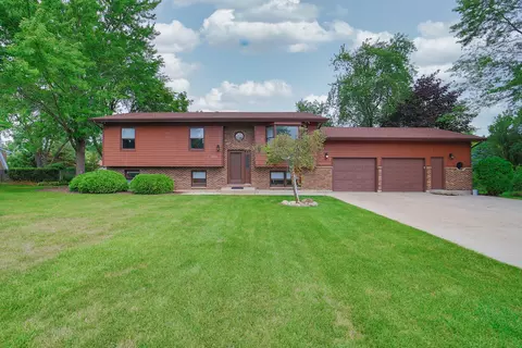 13080 W 28th St, Zion, IL 60099