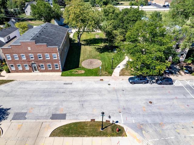 100 S Walnut St, Itasca, IL 60143