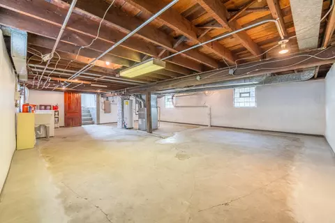1069 Greenview Ave, Des Plaines, IL 60016 photo 27