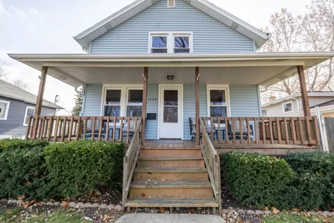 1069 Greenview Ave, Des Plaines, IL 60016 photo 3