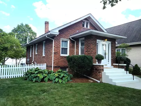 421 Anderson Blvd, Geneva, IL 60134