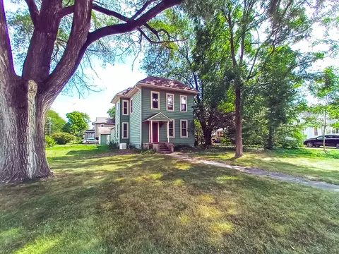 106 S Main St, Seneca, IL 61360 photo 23