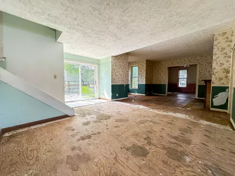 106 S Main St, Seneca, IL 61360 photo 7