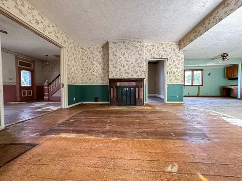 106 S Main St, Seneca, IL 61360 photo 5