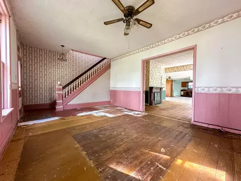 106 S Main St, Seneca, IL 61360 photo 3