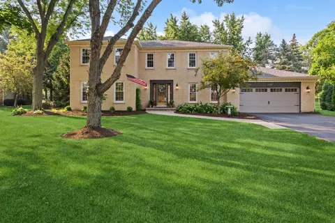 1342 Borde Ct, Libertyville, IL 60048