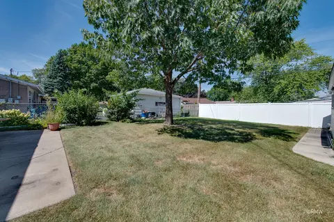 248 E Normandy Dr, Addison, IL 60101 photo 24