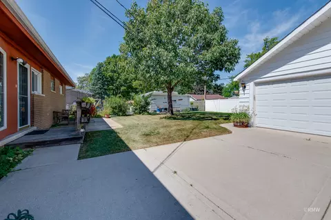 248 E Normandy Dr, Addison, IL 60101 photo 23