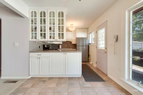 248 E Normandy Dr, Addison, IL 60101 photo 12