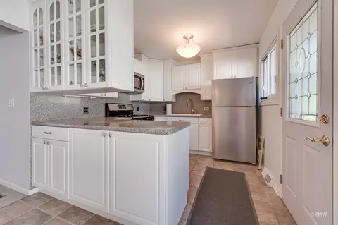 248 E Normandy Dr, Addison, IL 60101 photo 13
