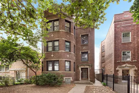2311 W Arthur Ave #3, Chicago, IL 60645