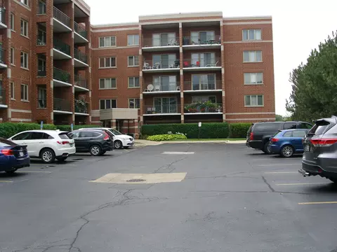 6461 W Warner Ave #512, Chicago, IL 60634