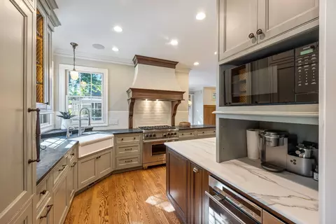 1707 E Forest Ave, Wheaton, IL 60187 photo 12