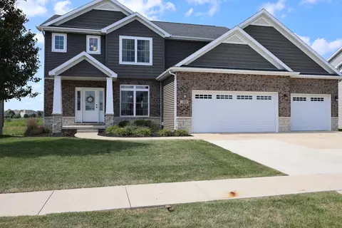 1505 Stoneroller Cir, Bloomington, IL 61705