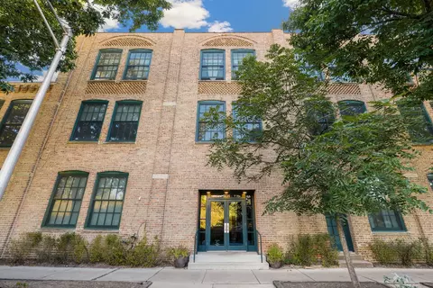 5235 N Ravenswood Ave #7, Chicago, IL 60640
