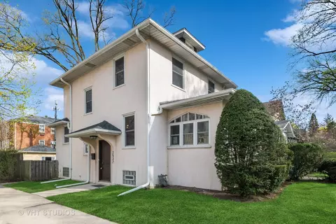 2537 Ashland Ave, Evanston, IL 60201